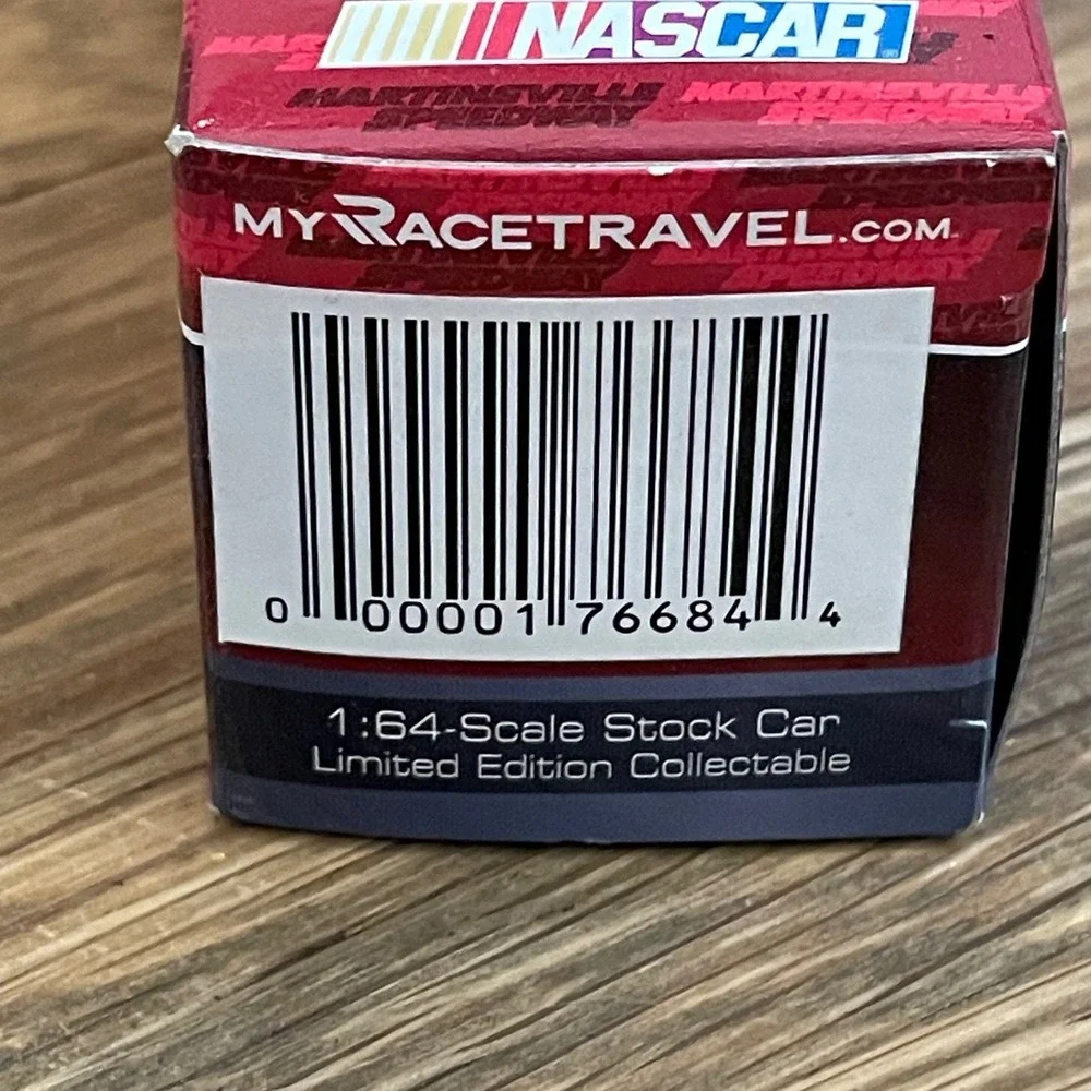 Lionel NASCAR Collectibles 1:64 Scale 12 Martinsville Speedway 2012 Limited Ed